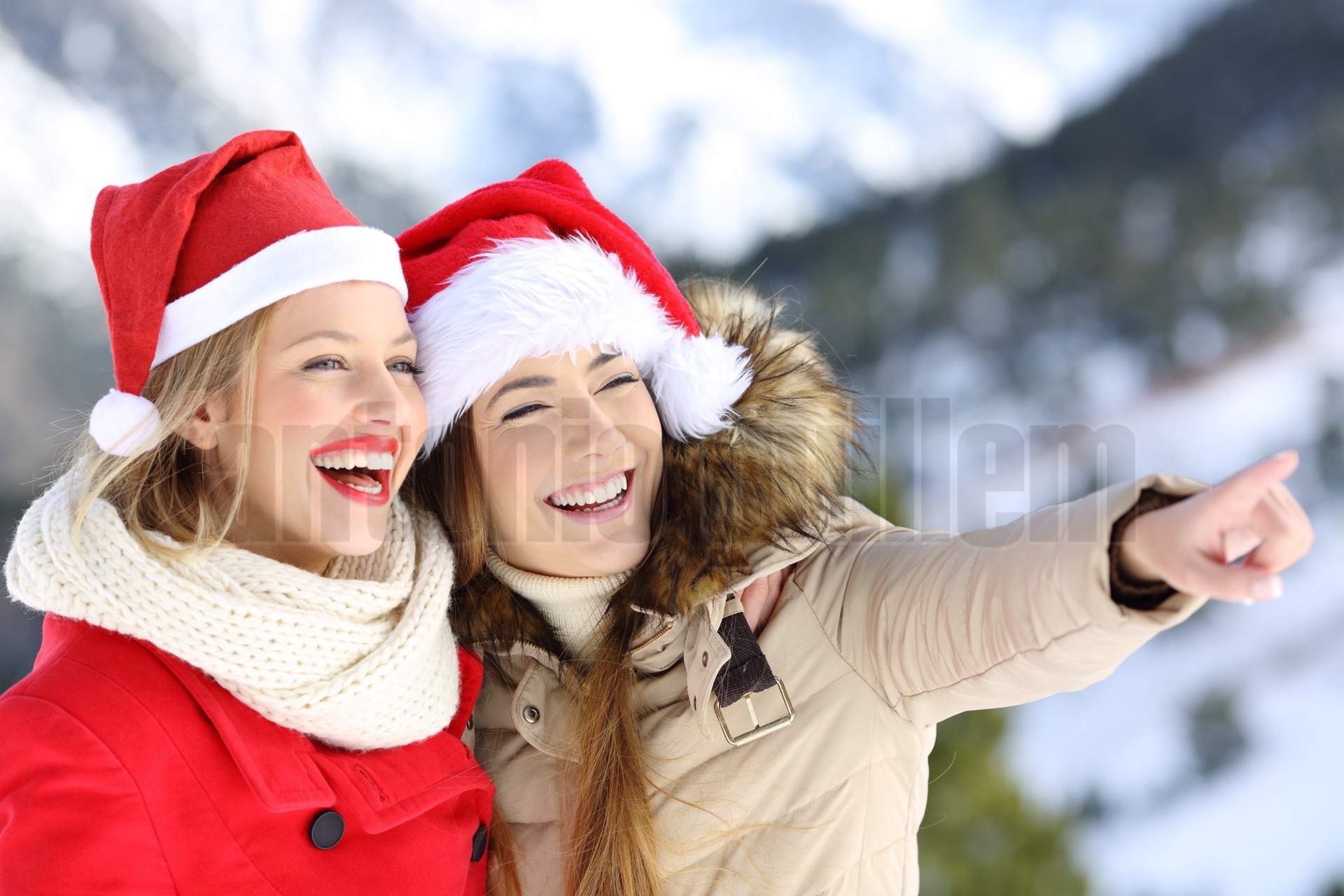 Happy friends on christmas holidays sightseeing